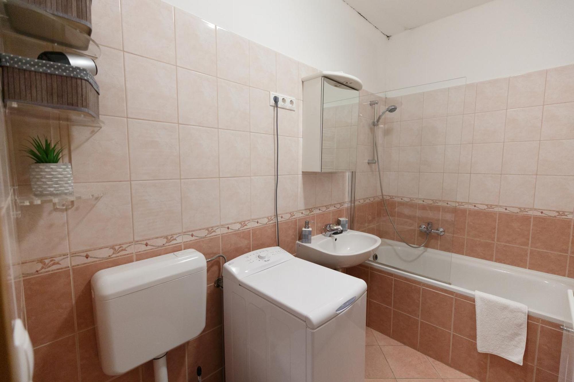 Mokka Apartments Miskolc Exterior foto
